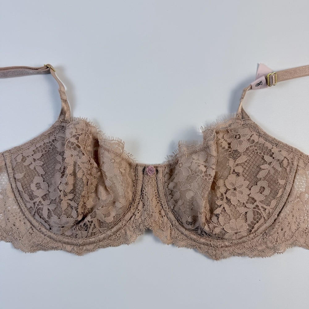 Victoria's Secret Dream Angels Nude Lace Unlined Uplift Underwire Bra 32D NWT - Picture 3 of 4